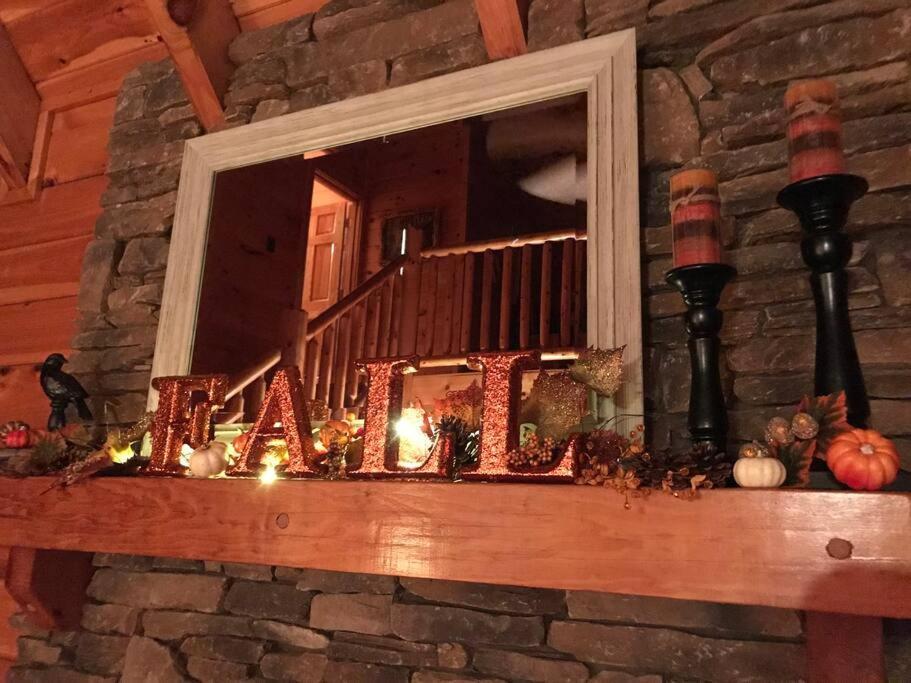 Solid Ground Lodge With Yard! Pigeon Forge Εξωτερικό φωτογραφία